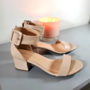 RAMPAGE Mattie II Nude Ankle Strap Sandals 8 Shoes